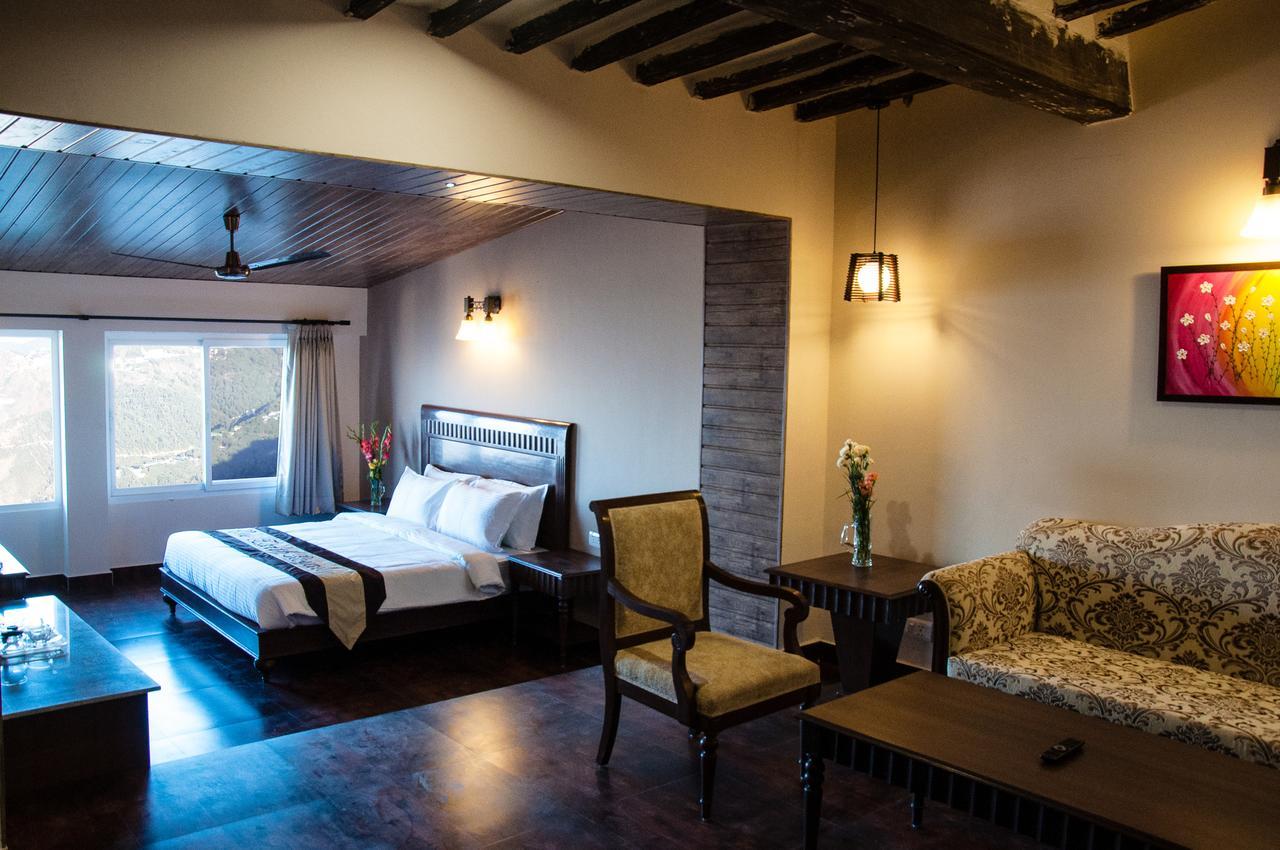 One Earth Royale Boutique Hotel Mussoorie Exterior photo